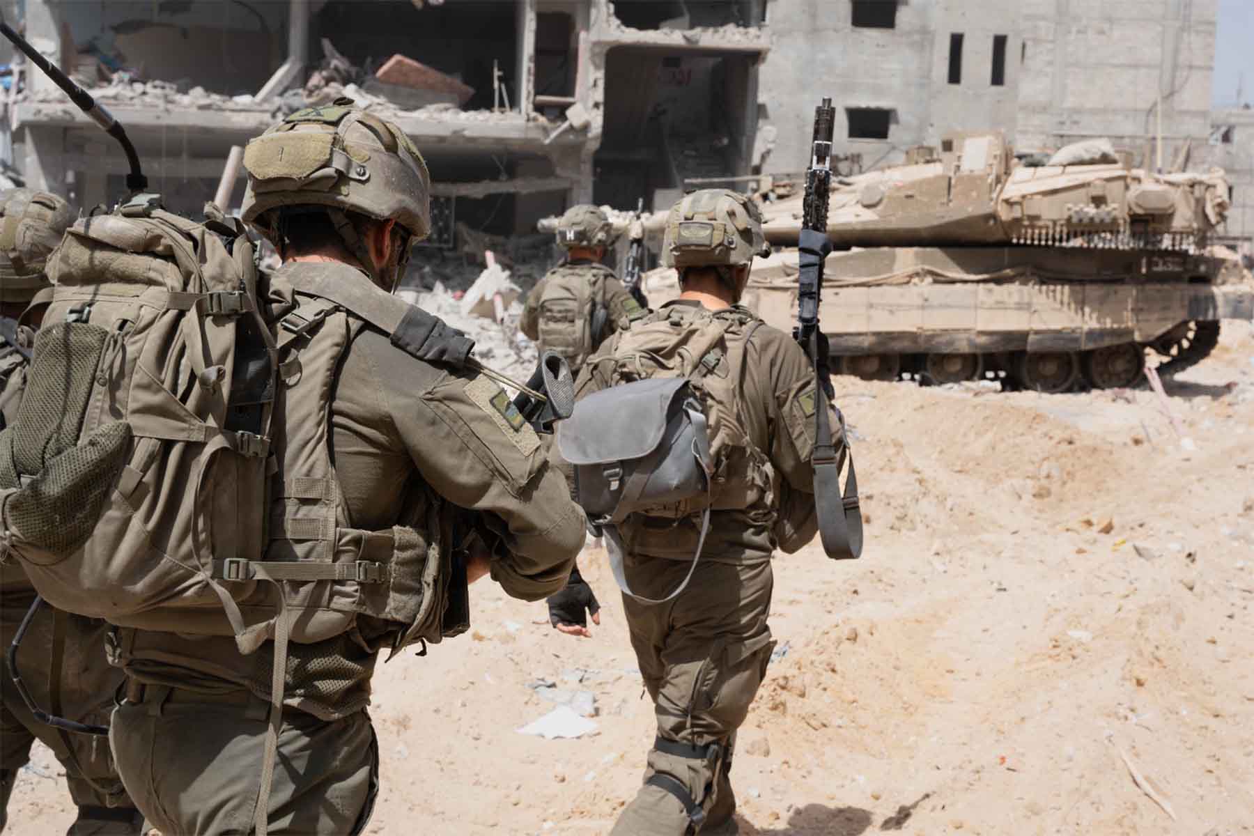 ارتش اسرائیل می گوید آتش در اردوگاه رفح تنها توسط تسلیحات اسرائیلی ایجاد نشده است