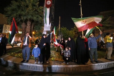 جمهوری اسلامی انگلیس را به خاطر دفاع از اسرائیل در حمله آوریل تهدید کرد