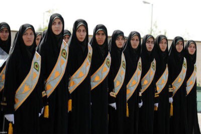 نگاه گاردین به زنان ایران: همچنان در برابر سرکوب مقاومت می‌کنند