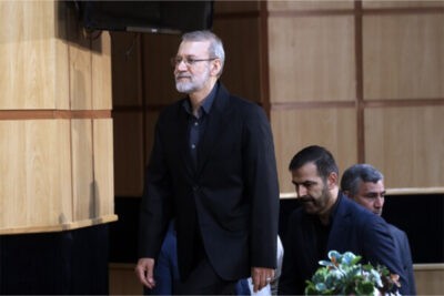 علی لاریجانی به عنوان نامزد احتمالی ریاست جمهوری ثبت نام کرد