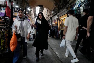 امیدهای نامزدهای انتخابات ریاست جمهوری ایران برای ارائه راه حلی برای مشکلات اقتصادی