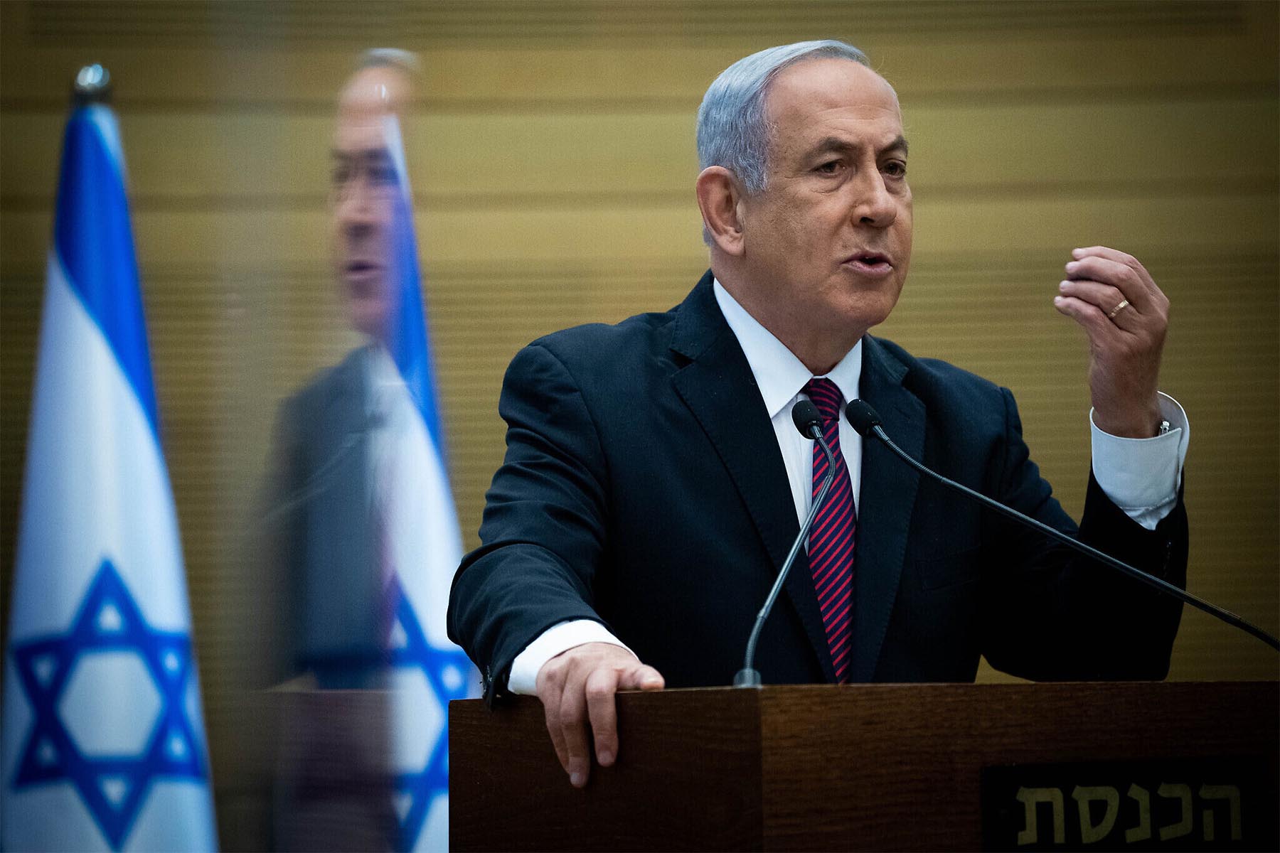 بنیامین نتانیاهو پس از استعفای اعضای میانه رو، کابینه جنگی اسرائیل را منحل کرد