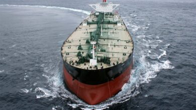 آمریکا سه شرکت اماراتی را که نفت ایران را حمل می کنند تحریم کرد