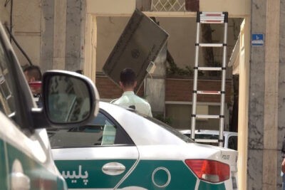 جمهوری اسلامی آخرین مؤسسه زبانی که توسط سفارت آلمان در ایران به رسمیت شناخته شده بود را تعطیل کرد